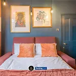Private Studio With Air Con By Ls2G Short Lets & Serviced Accommodation Greater London