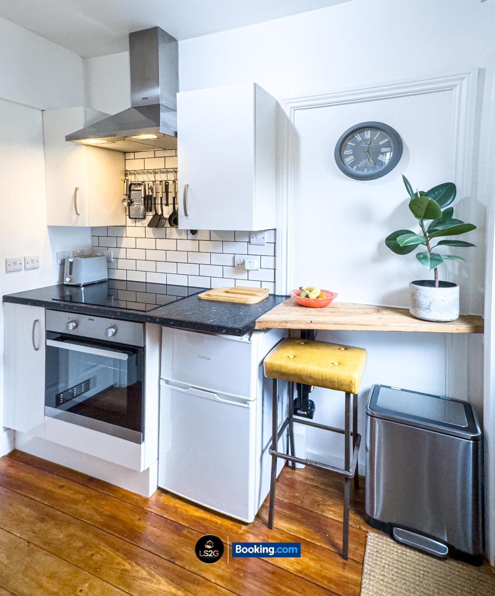 Appartamento Private With Air Con By Ls2g Short Lets & Serviced Greater Londra